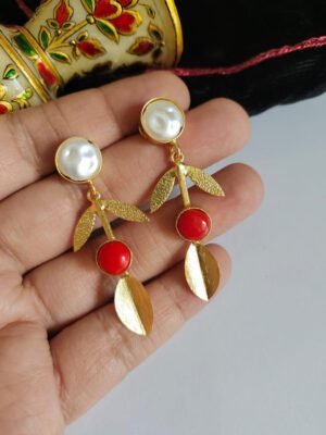 Baroque Mother of Pearl Brass Earrings?023