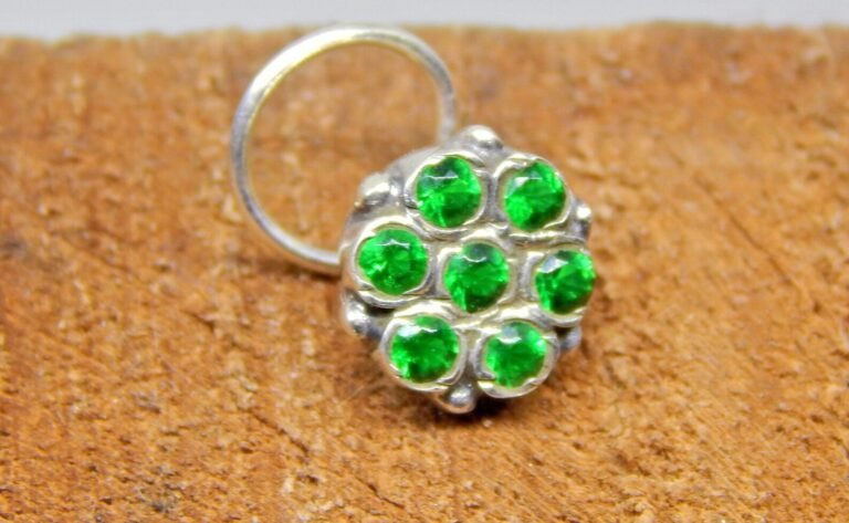 Natural green onyx nose ring stud , 925 sterling silver , gemstone nose ring , handmade nose ring, gift for her NR0012-GS